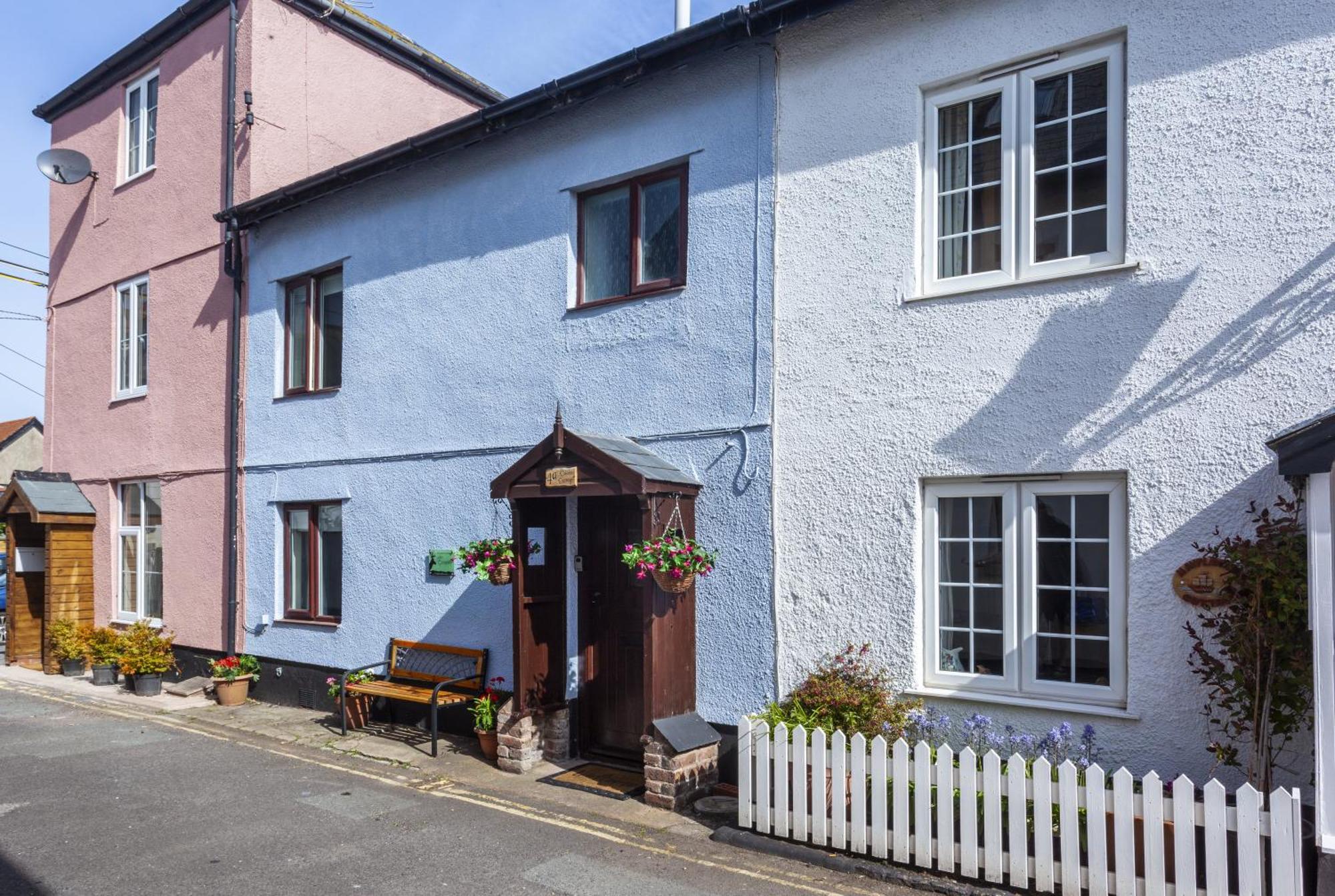 Holiday home Cuain Cottage, *